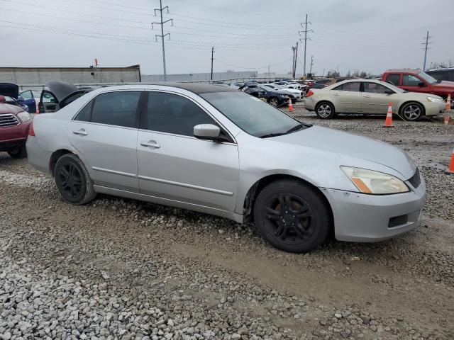 Photo 3 VIN: 1HGCM56326A102713 - HONDA ACCORD SE 