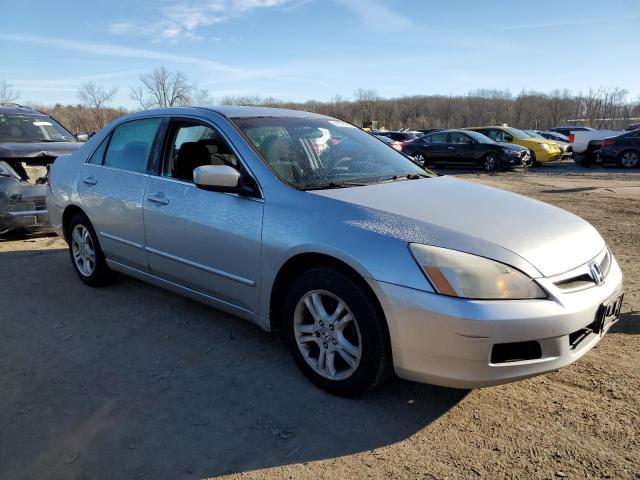 Photo 3 VIN: 1HGCM56326A173734 - HONDA ACCORD 