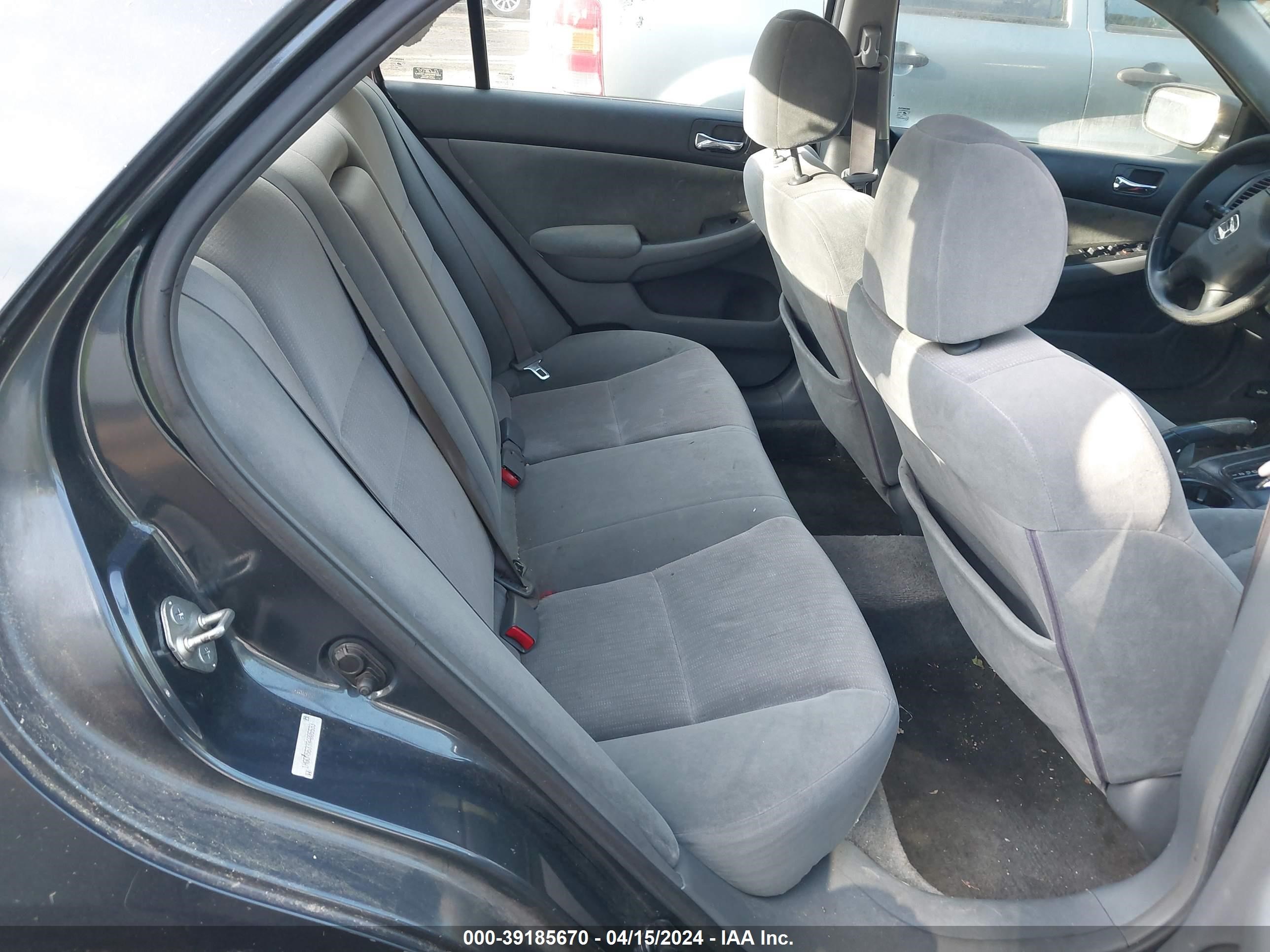 Photo 7 VIN: 1HGCM56333A005533 - HONDA ACCORD 