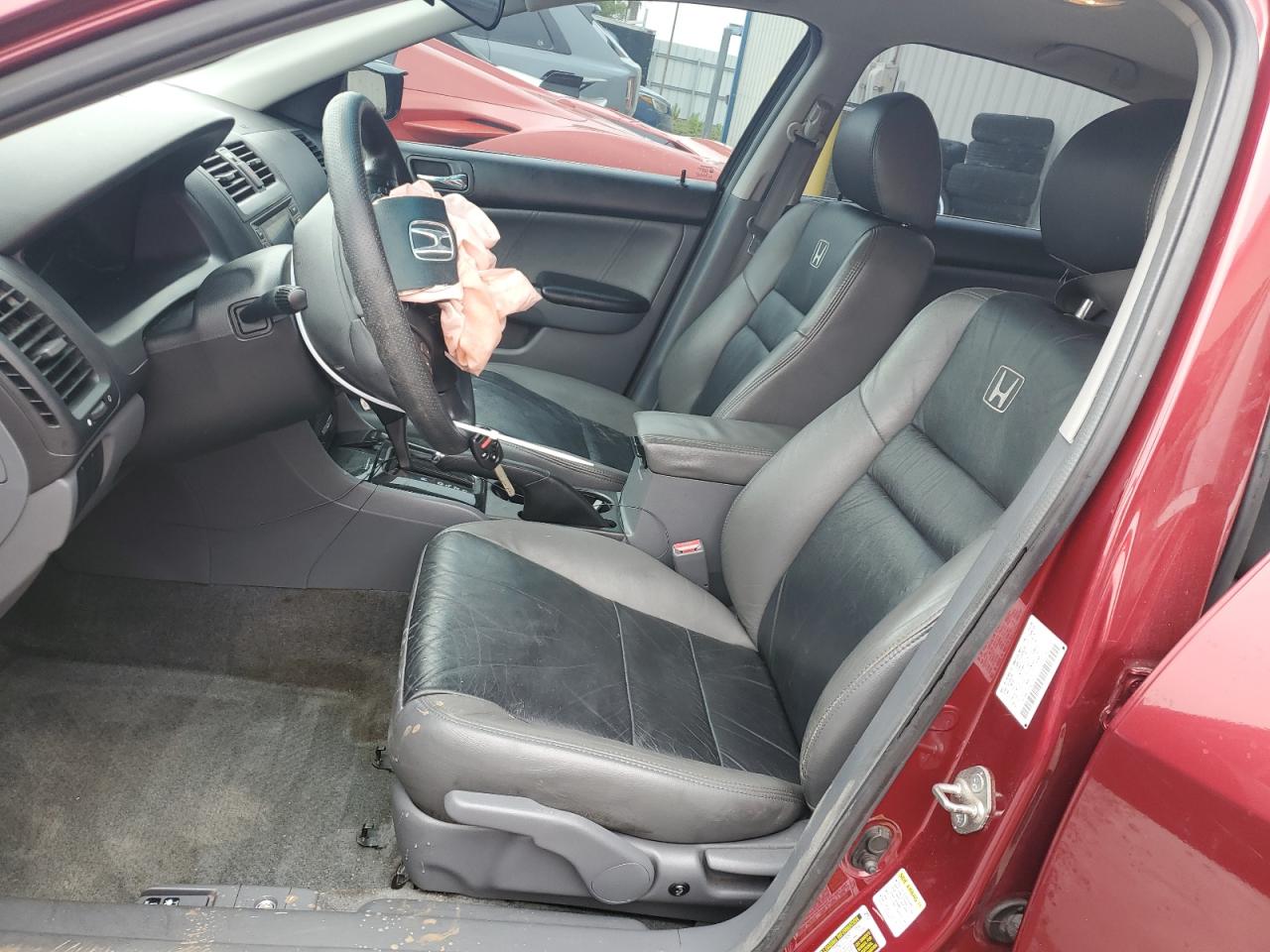 Photo 6 VIN: 1HGCM56336A035474 - HONDA ACCORD 