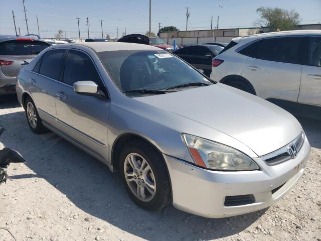 Photo 3 VIN: 1HGCM56336A081287 - HONDA ACCORD SE 