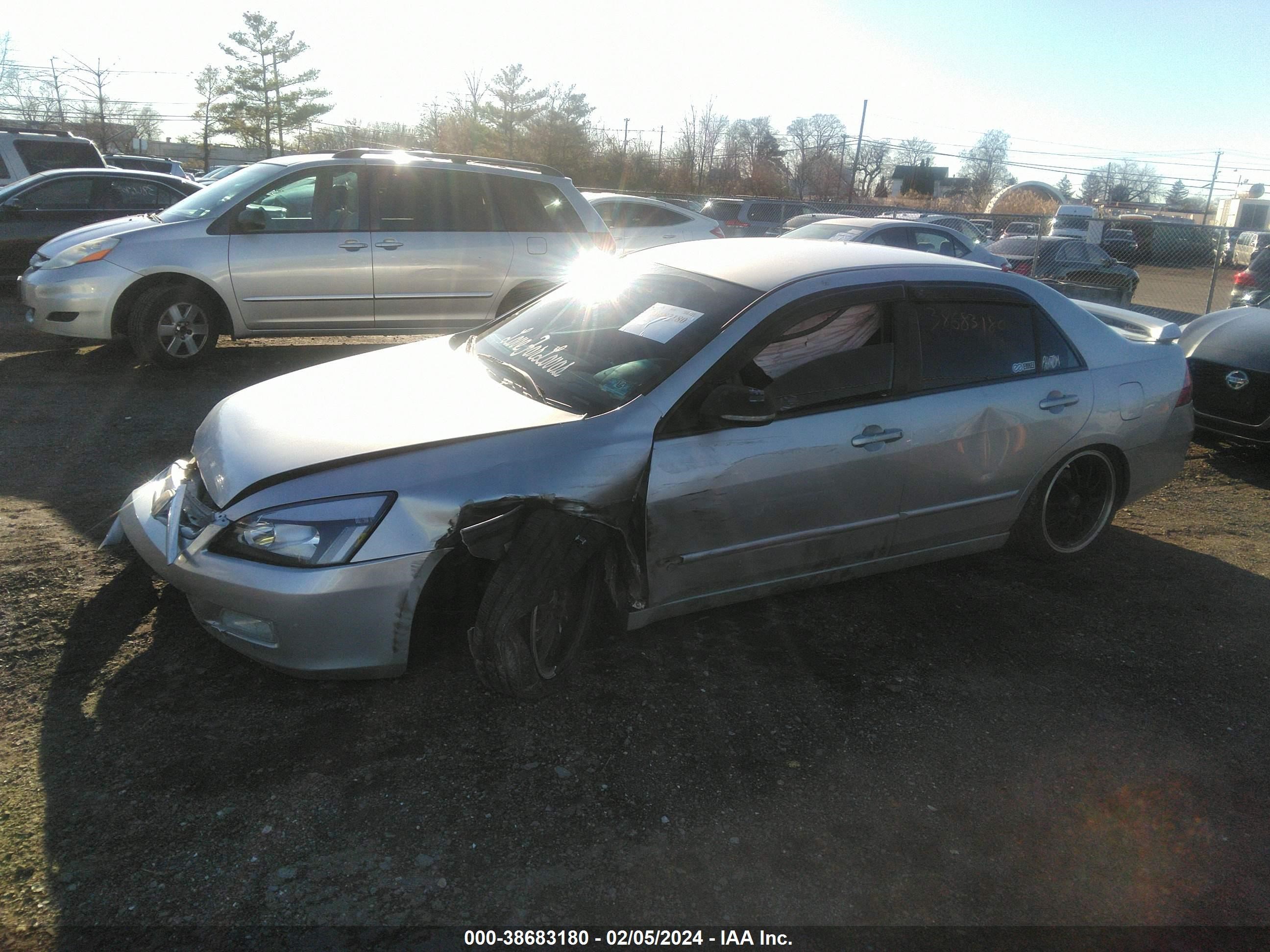 Photo 13 VIN: 1HGCM56336A156523 - HONDA ACCORD 