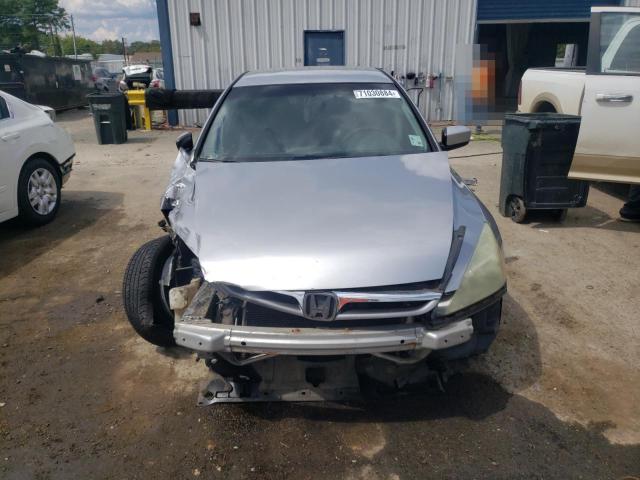 Photo 4 VIN: 1HGCM56337A109705 - HONDA ACCORD SE 