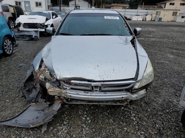 Photo 4 VIN: 1HGCM56337A197915 - HONDA ACCORD 