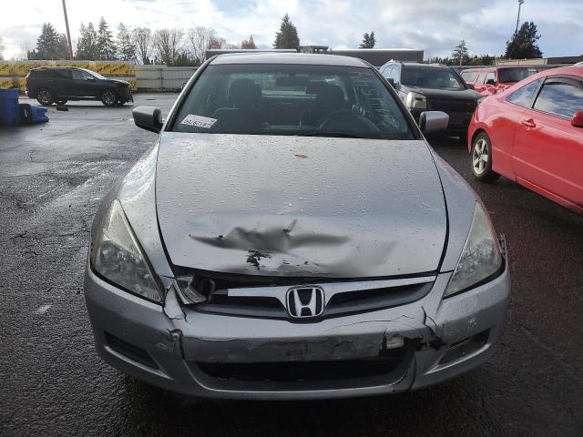 Photo 4 VIN: 1HGCM56337A211361 - HONDA ACCORD SE 