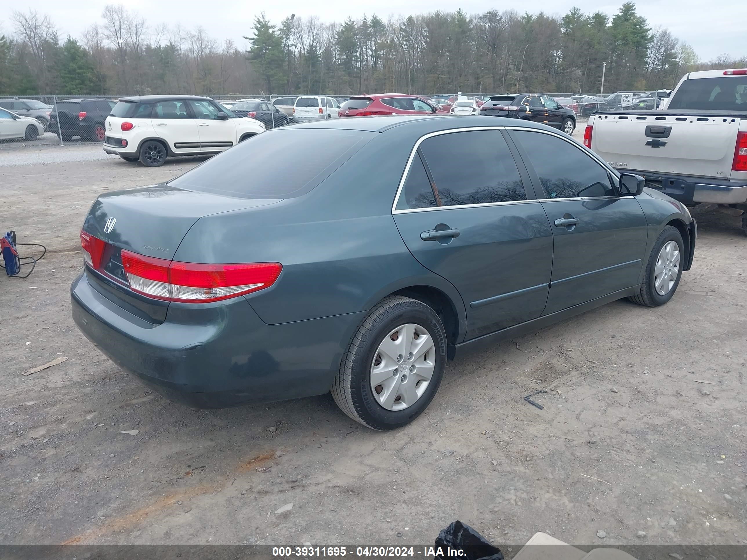 Photo 3 VIN: 1HGCM56344A171593 - HONDA ACCORD 