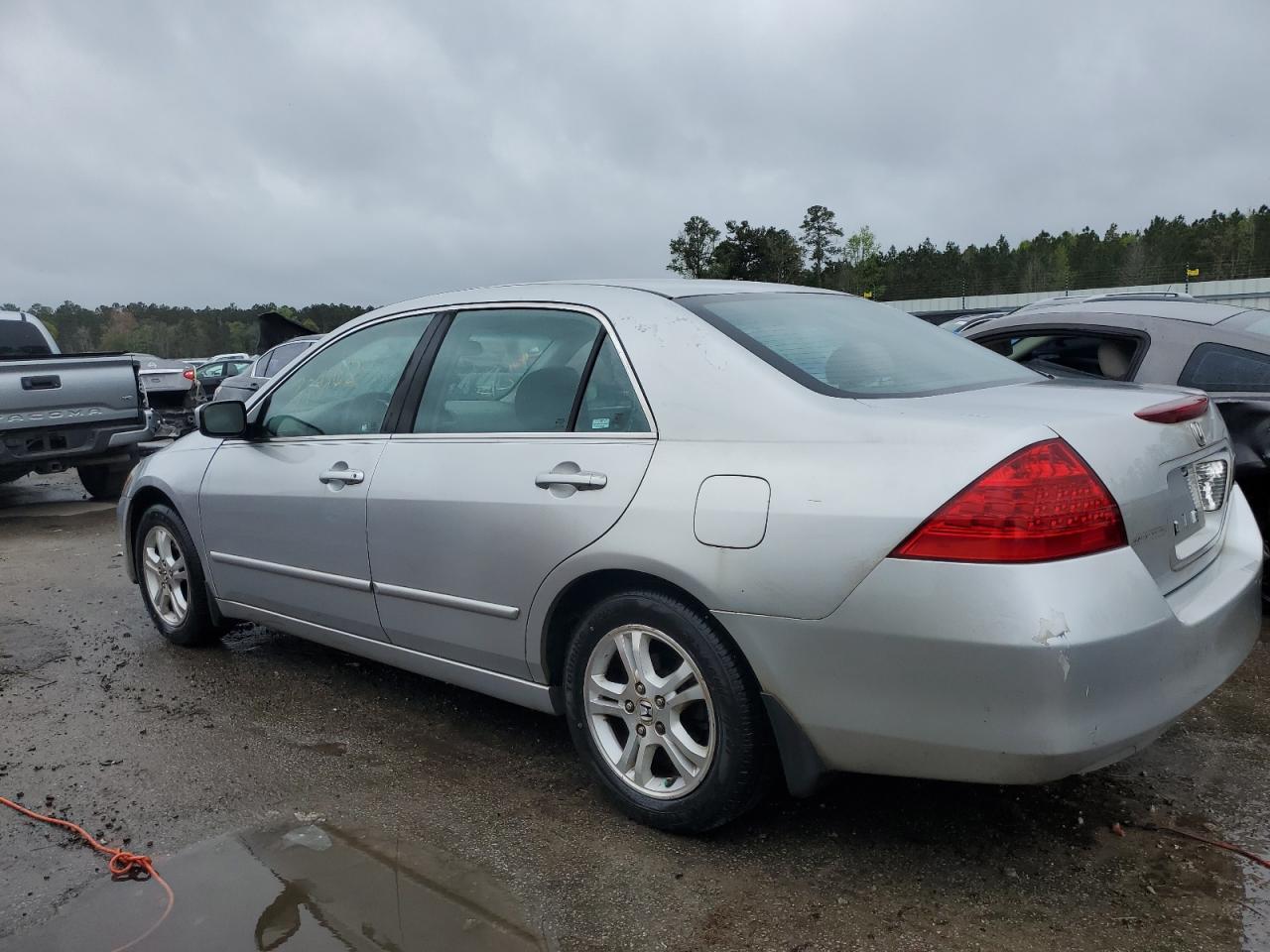 Photo 1 VIN: 1HGCM56346A033720 - HONDA ACCORD 