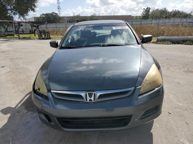 Photo 4 VIN: 1HGCM56346A079354 - HONDA ACCORD SE 