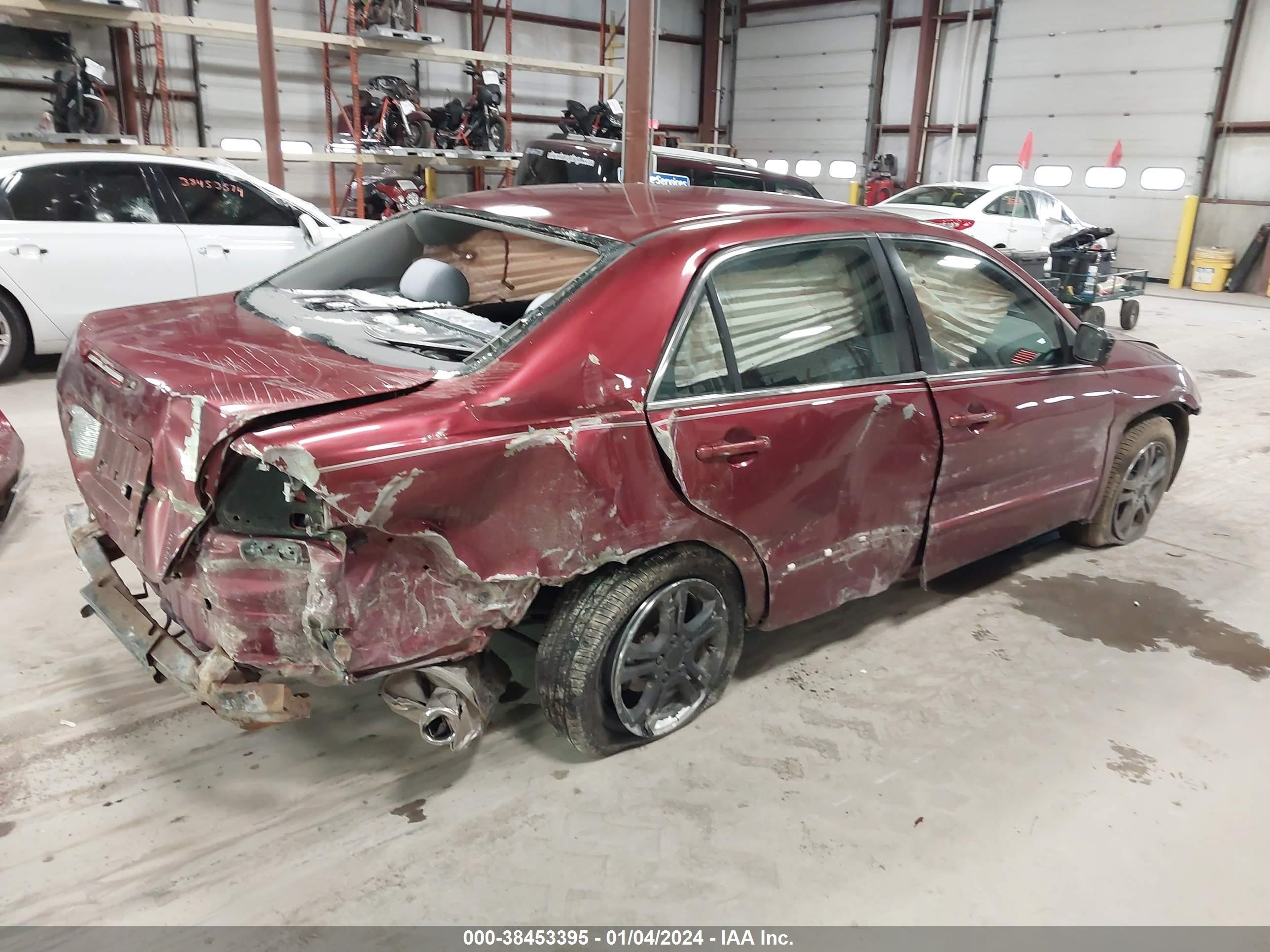 Photo 3 VIN: 1HGCM56346A082514 - HONDA ACCORD 