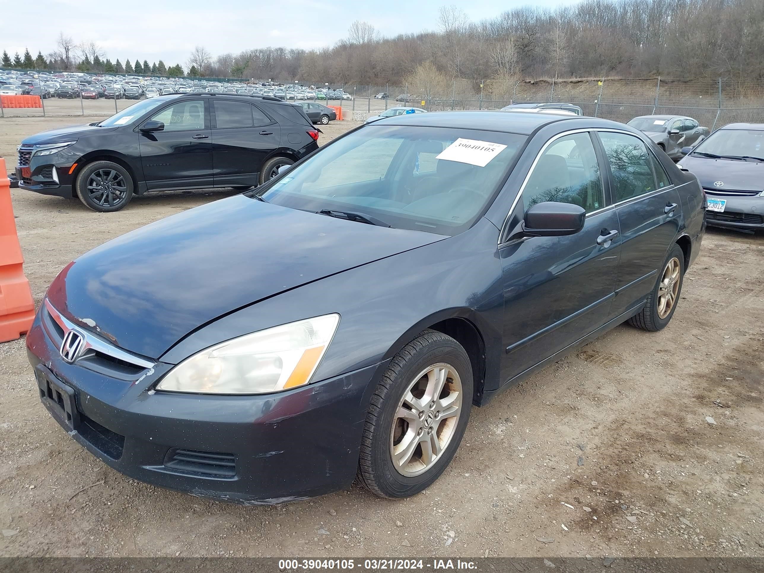 Photo 1 VIN: 1HGCM56346A149774 - HONDA ACCORD 