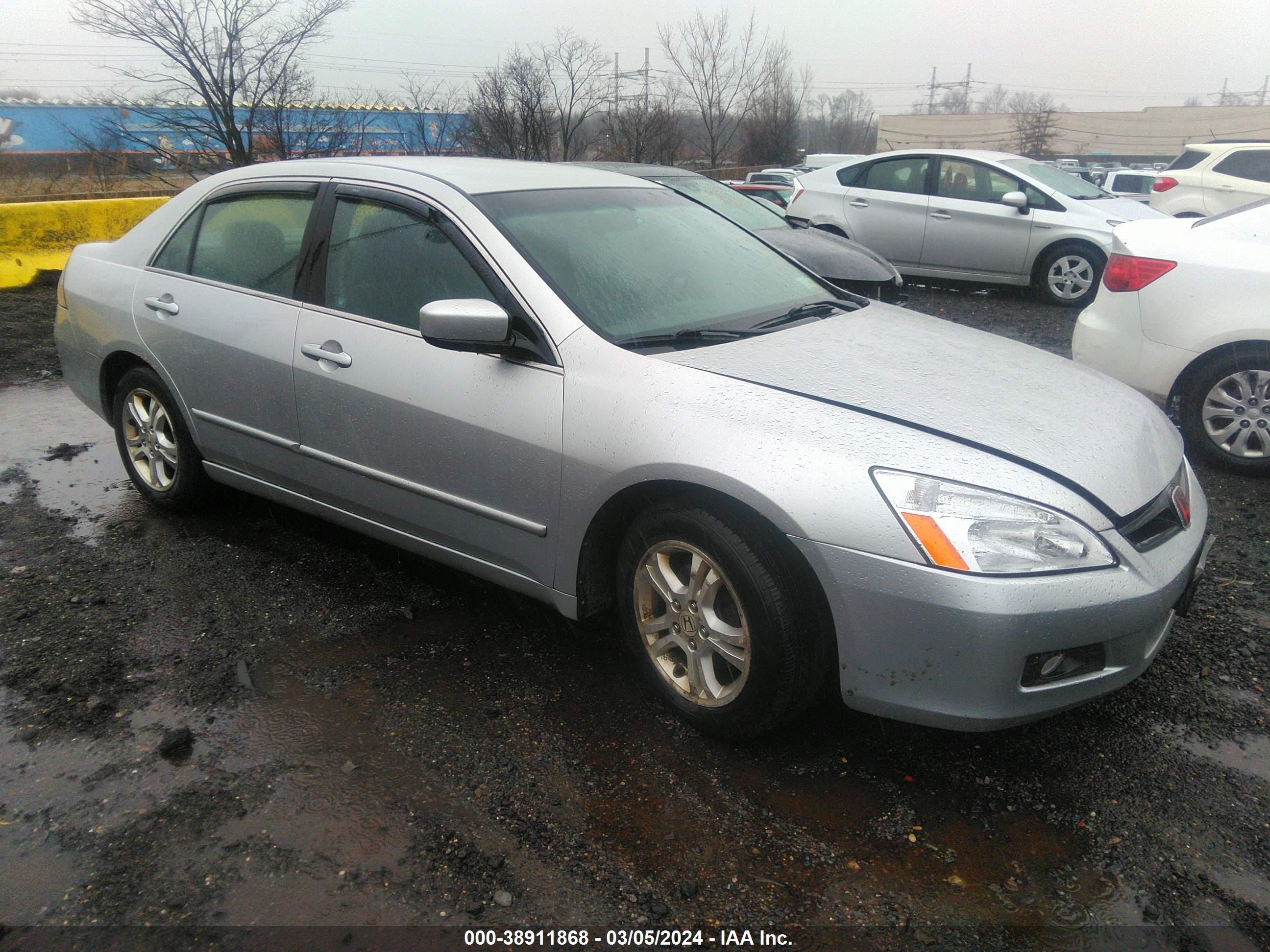 Photo 0 VIN: 1HGCM56347A026767 - HONDA ACCORD 