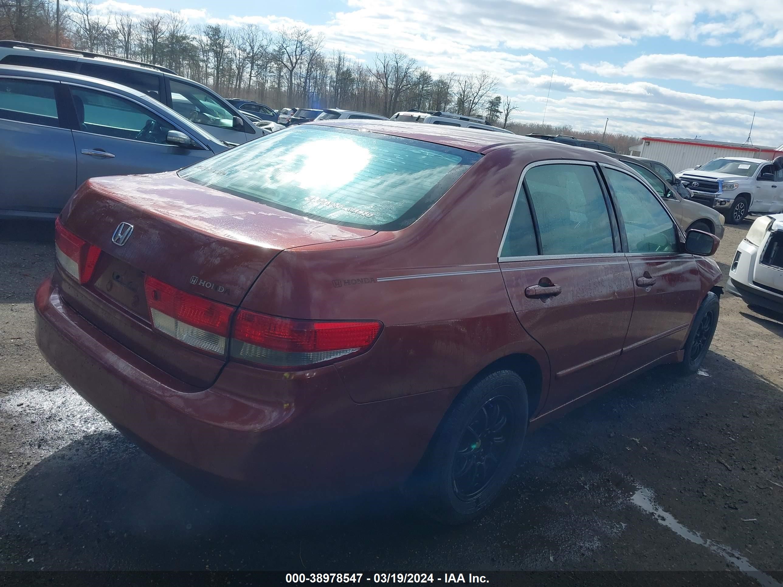 Photo 3 VIN: 1HGCM56354A072975 - HONDA ACCORD 