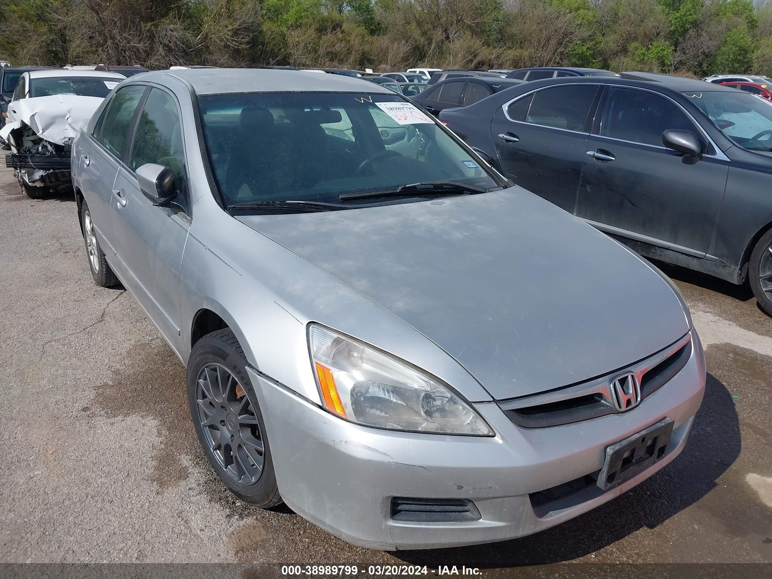 Photo 5 VIN: 1HGCM56356A166339 - HONDA ACCORD 