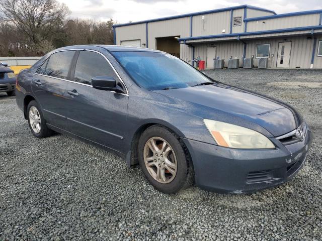 Photo 3 VIN: 1HGCM56357A017379 - HONDA ACCORD 