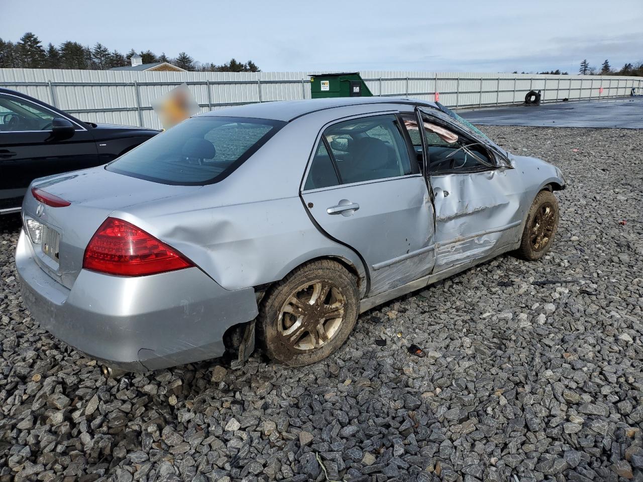 Photo 2 VIN: 1HGCM56357A063469 - HONDA ACCORD 