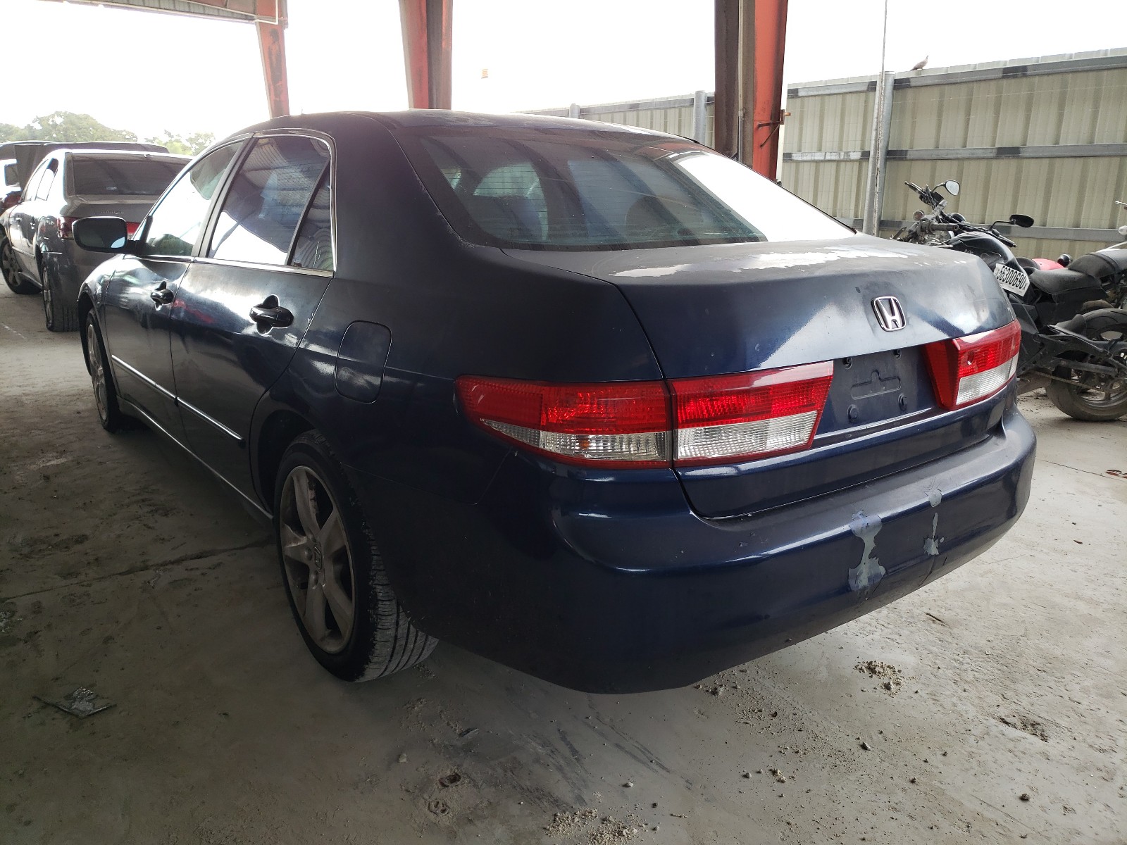 Photo 2 VIN: 1HGCM56363A041751 - HONDA ACCORD LX 