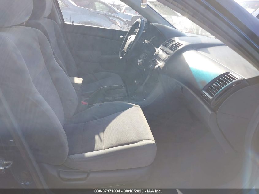 Photo 4 VIN: 1HGCM56363A056895 - HONDA ACCORD 