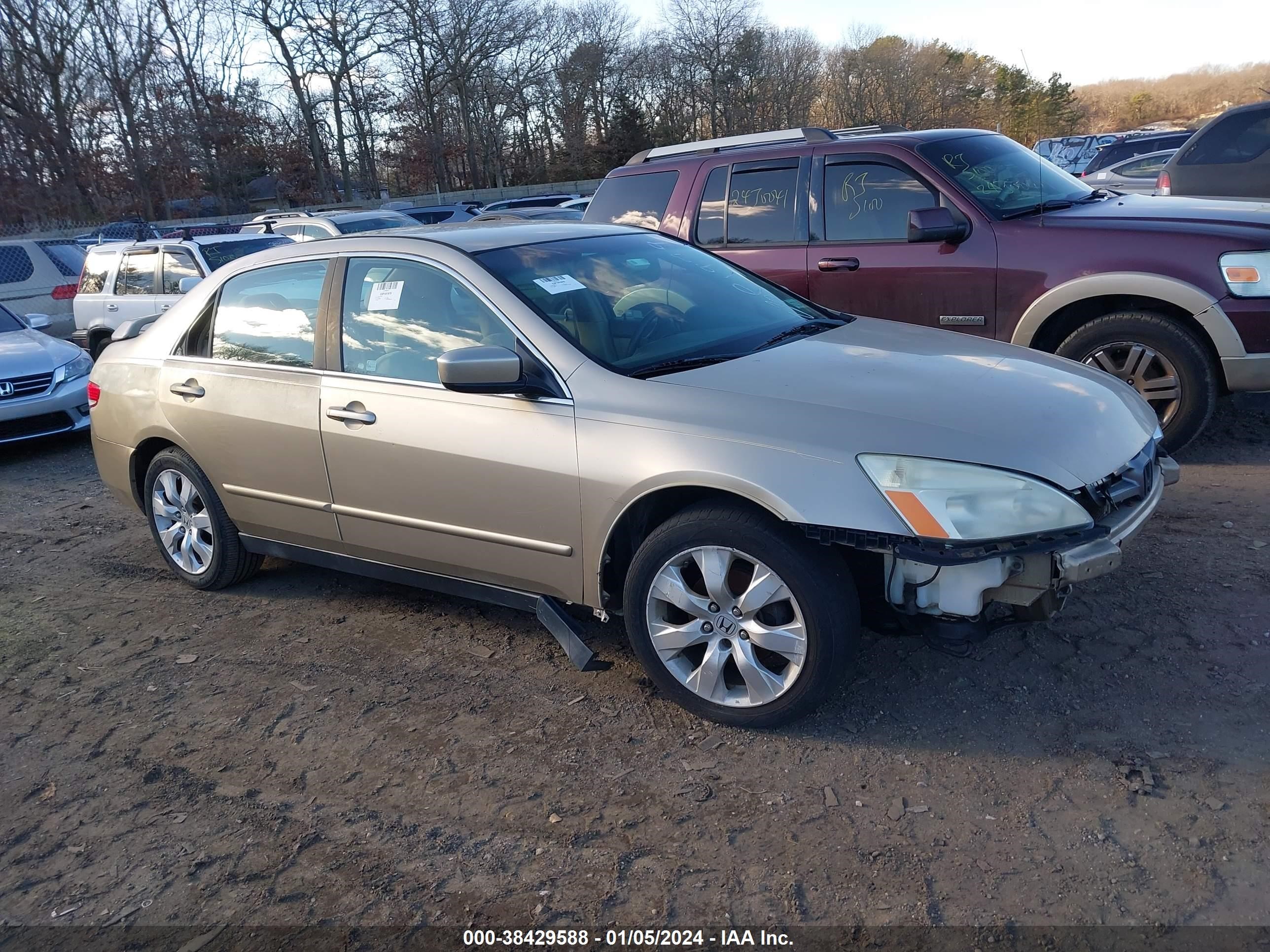 Photo 0 VIN: 1HGCM56363A095003 - HONDA ACCORD 