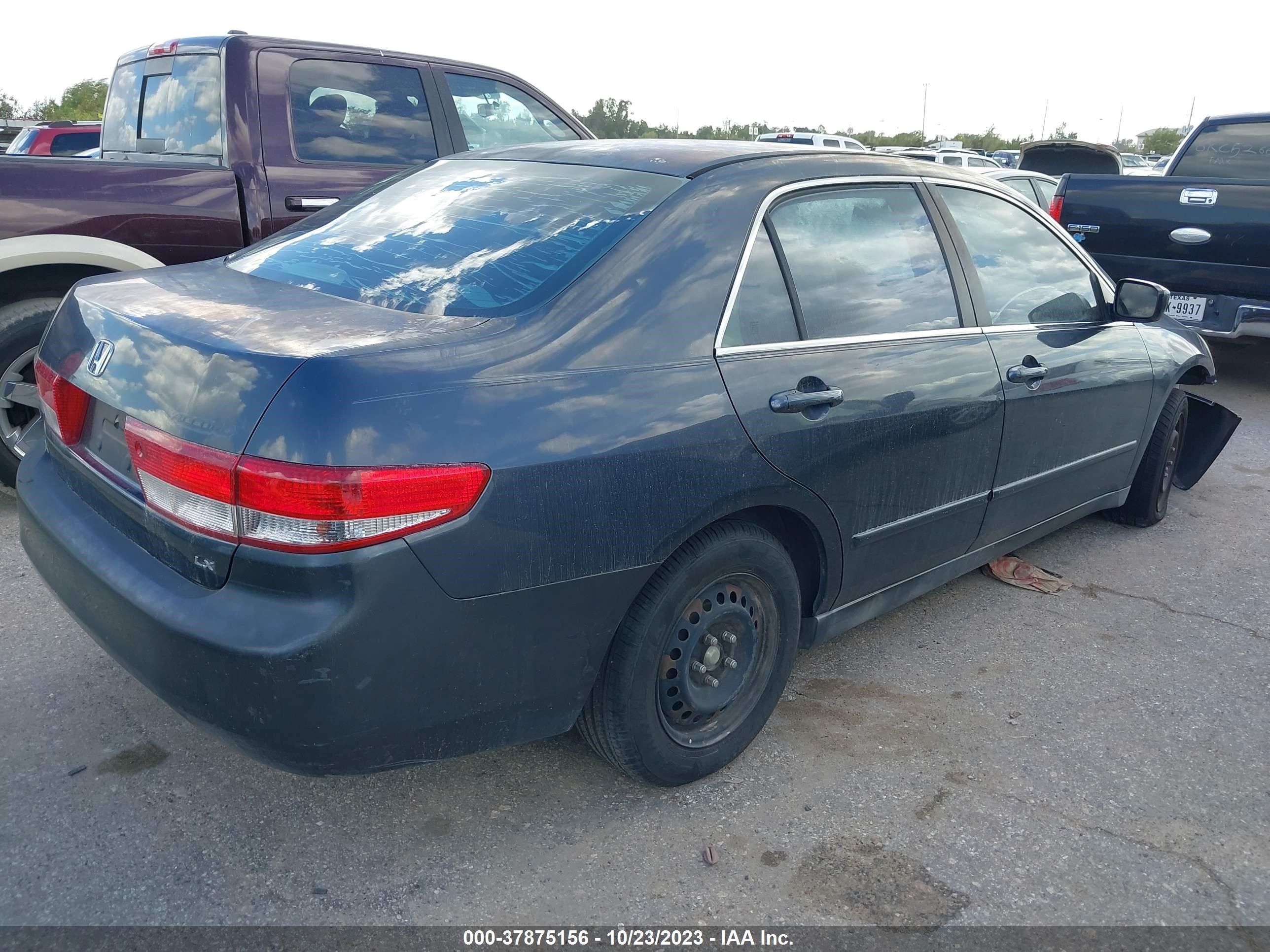 Photo 3 VIN: 1HGCM56364A025051 - HONDA ACCORD 