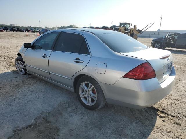 Photo 1 VIN: 1HGCM56366A087701 - HONDA ACCORD SE 