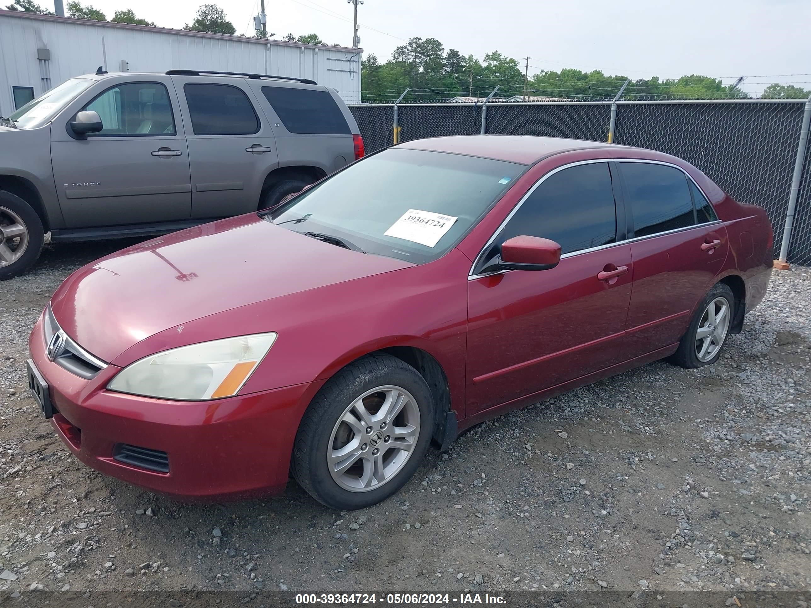 Photo 1 VIN: 1HGCM56366A143992 - HONDA ACCORD 