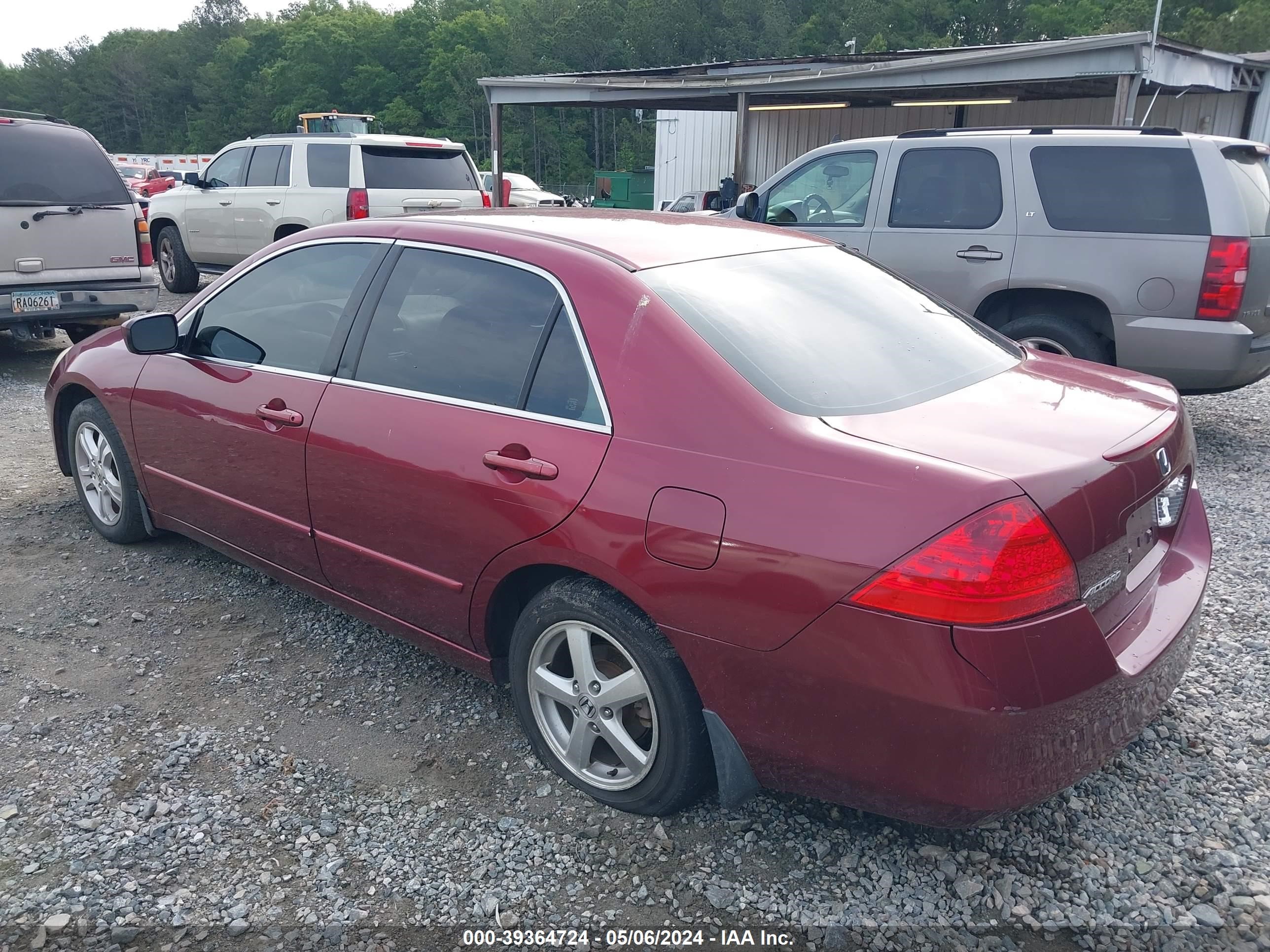 Photo 2 VIN: 1HGCM56366A143992 - HONDA ACCORD 