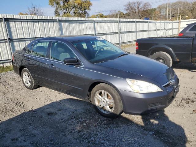 Photo 3 VIN: 1HGCM56367A002051 - HONDA ACCORD SE 