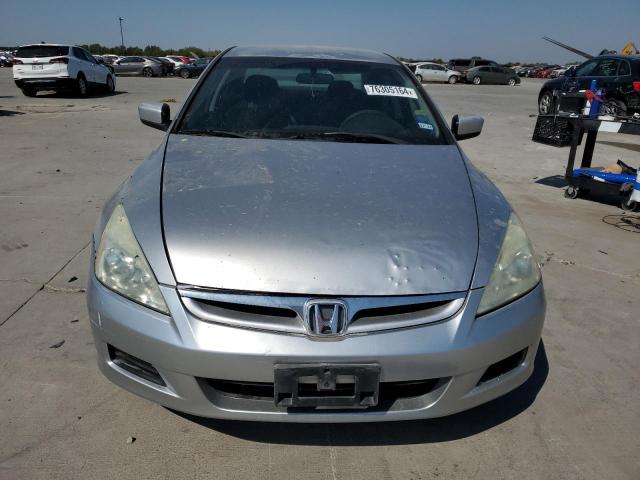 Photo 4 VIN: 1HGCM56367A110900 - HONDA ACCORD SE 