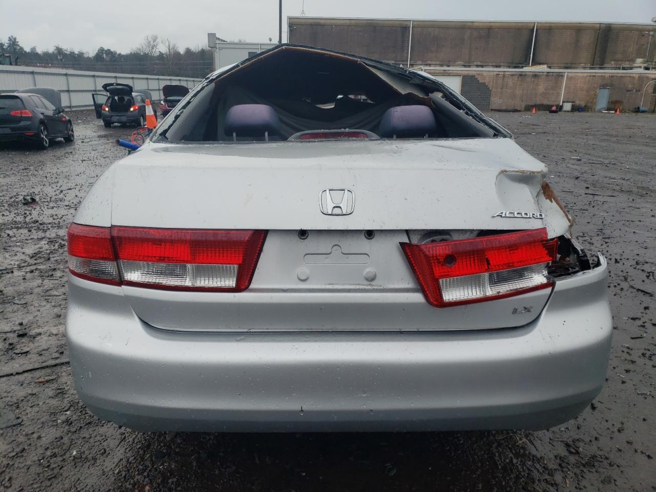 Photo 5 VIN: 1HGCM56373A010718 - HONDA ACCORD 