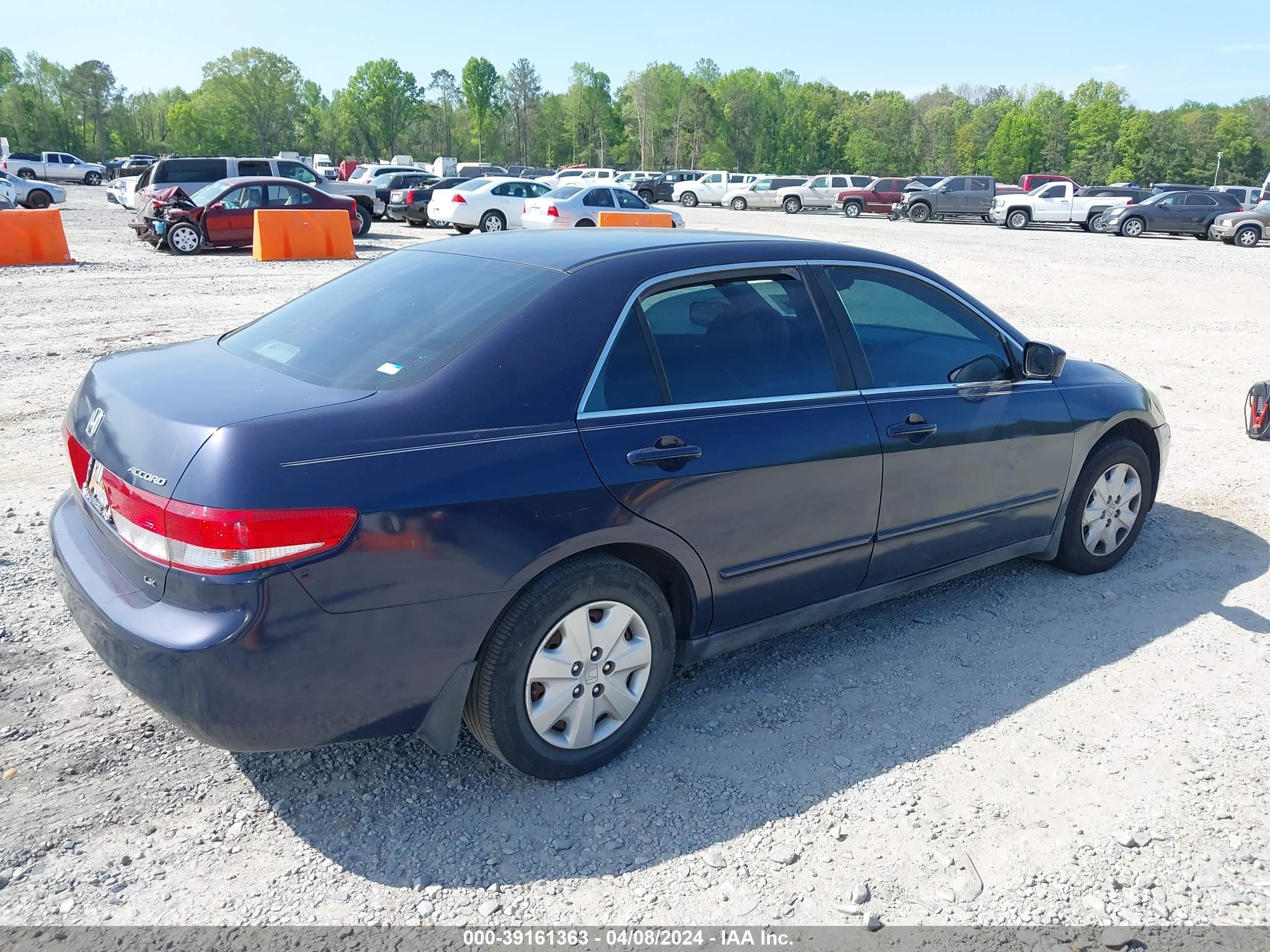 Photo 3 VIN: 1HGCM56374A149118 - HONDA ACCORD 