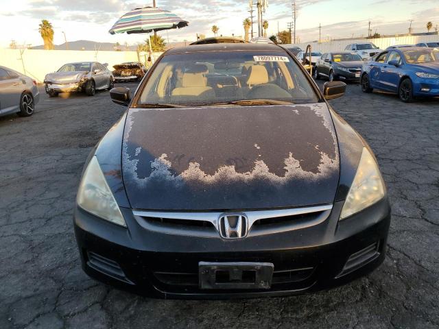 Photo 4 VIN: 1HGCM56376A088517 - HONDA ACCORD SE 