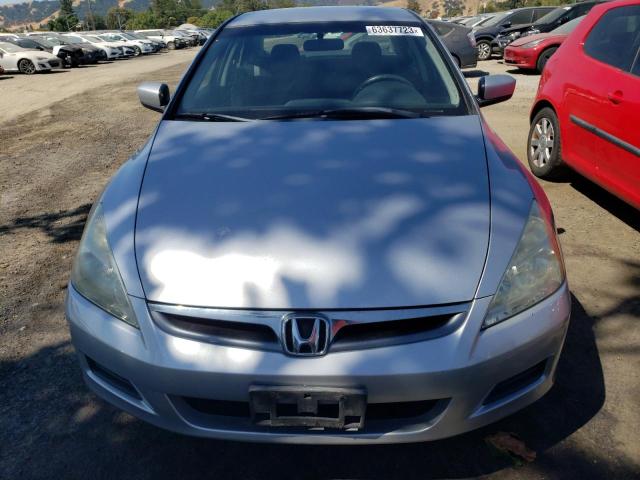 Photo 4 VIN: 1HGCM56376A101928 - HONDA ACCORD SE 