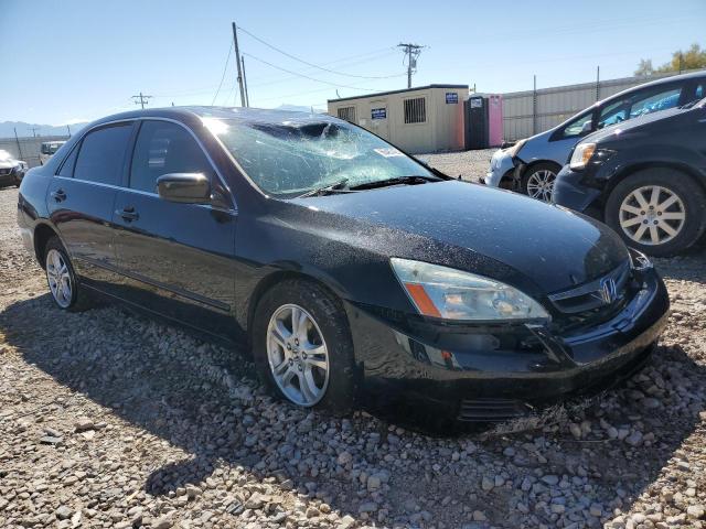 Photo 3 VIN: 1HGCM56376A140471 - HONDA ACCORD SE 