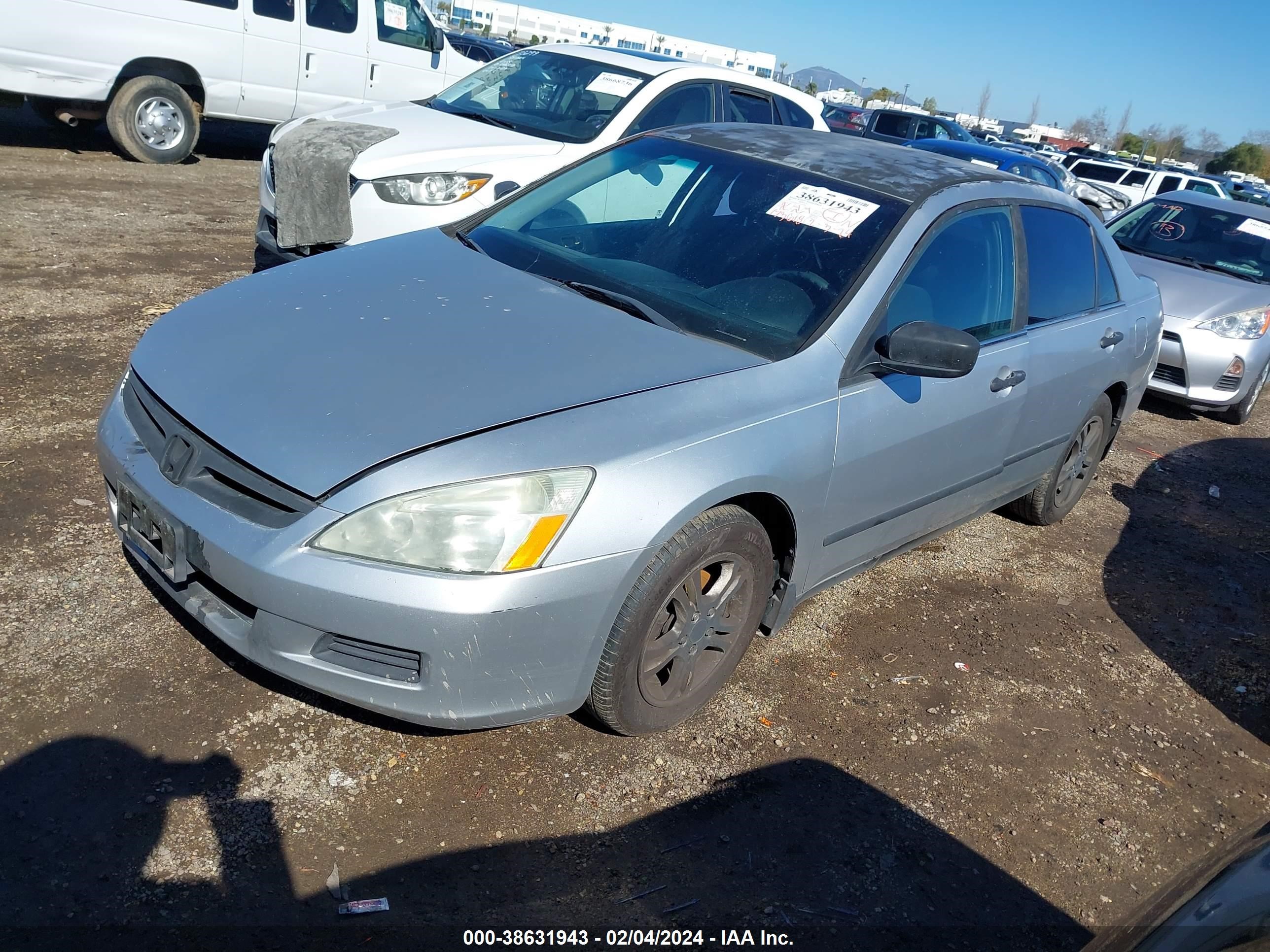 Photo 1 VIN: 1HGCM56377A111585 - HONDA ACCORD 