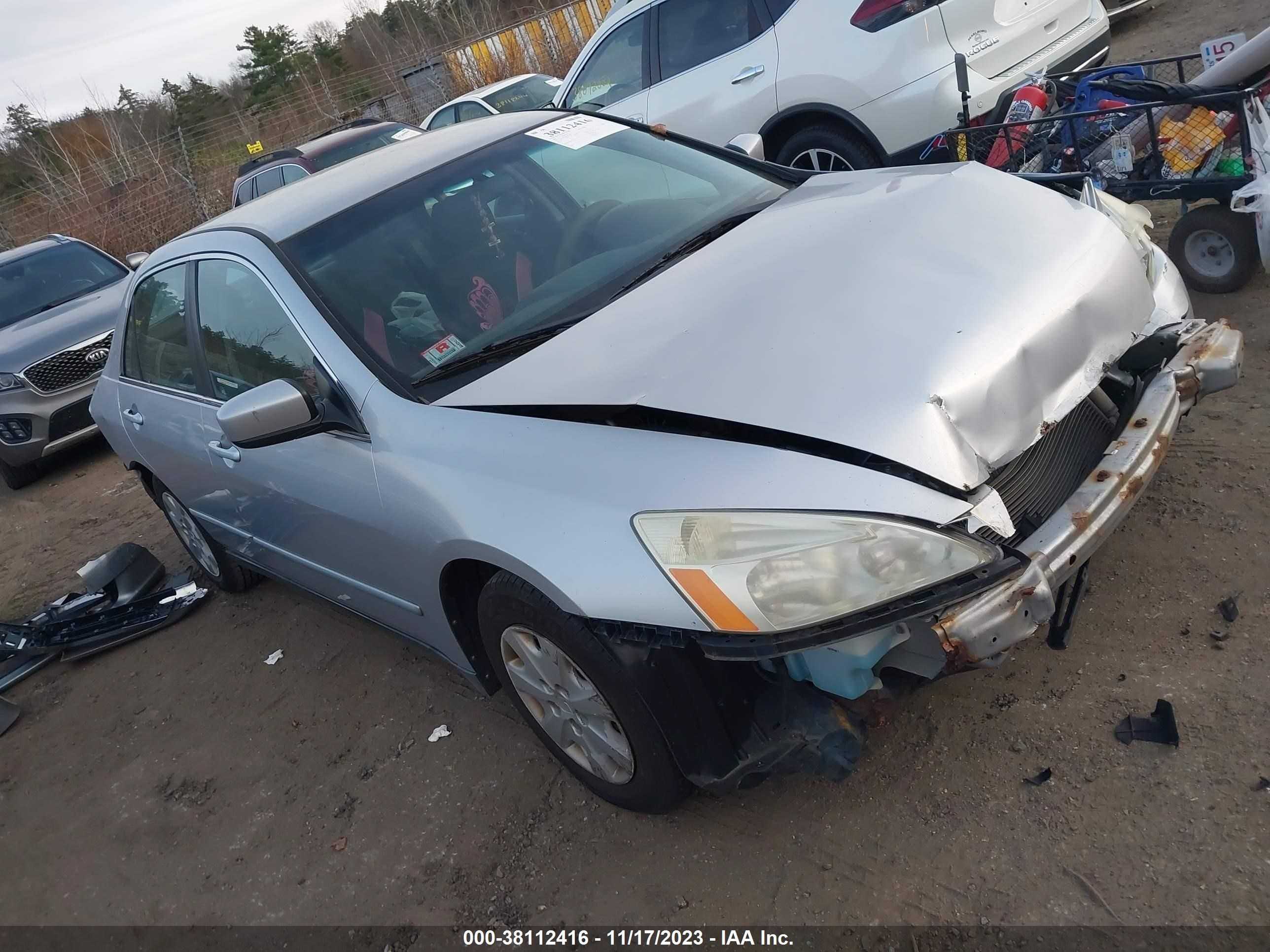 Photo 0 VIN: 1HGCM56383A013093 - HONDA ACCORD 