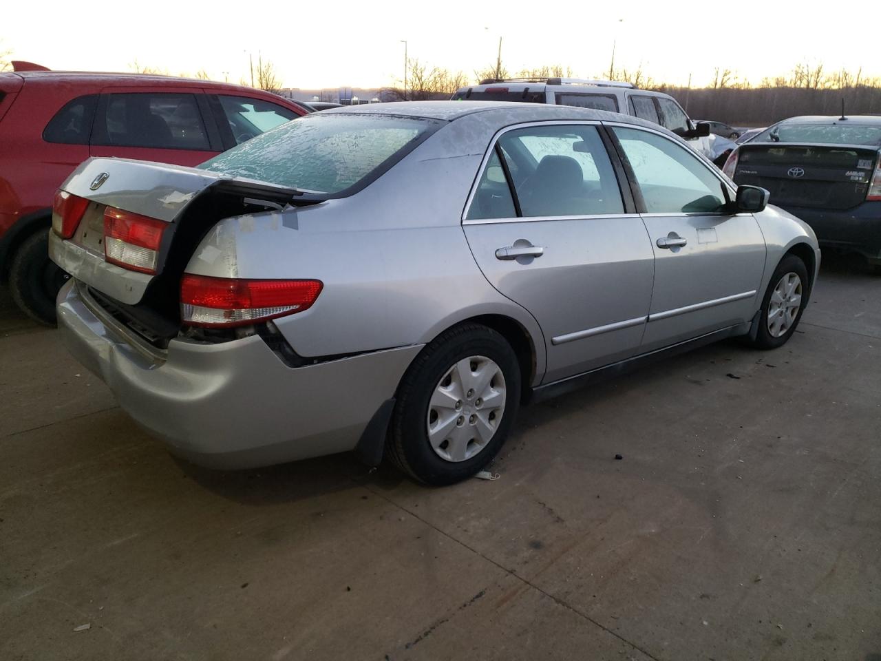 Photo 2 VIN: 1HGCM56383A018035 - HONDA ACCORD 