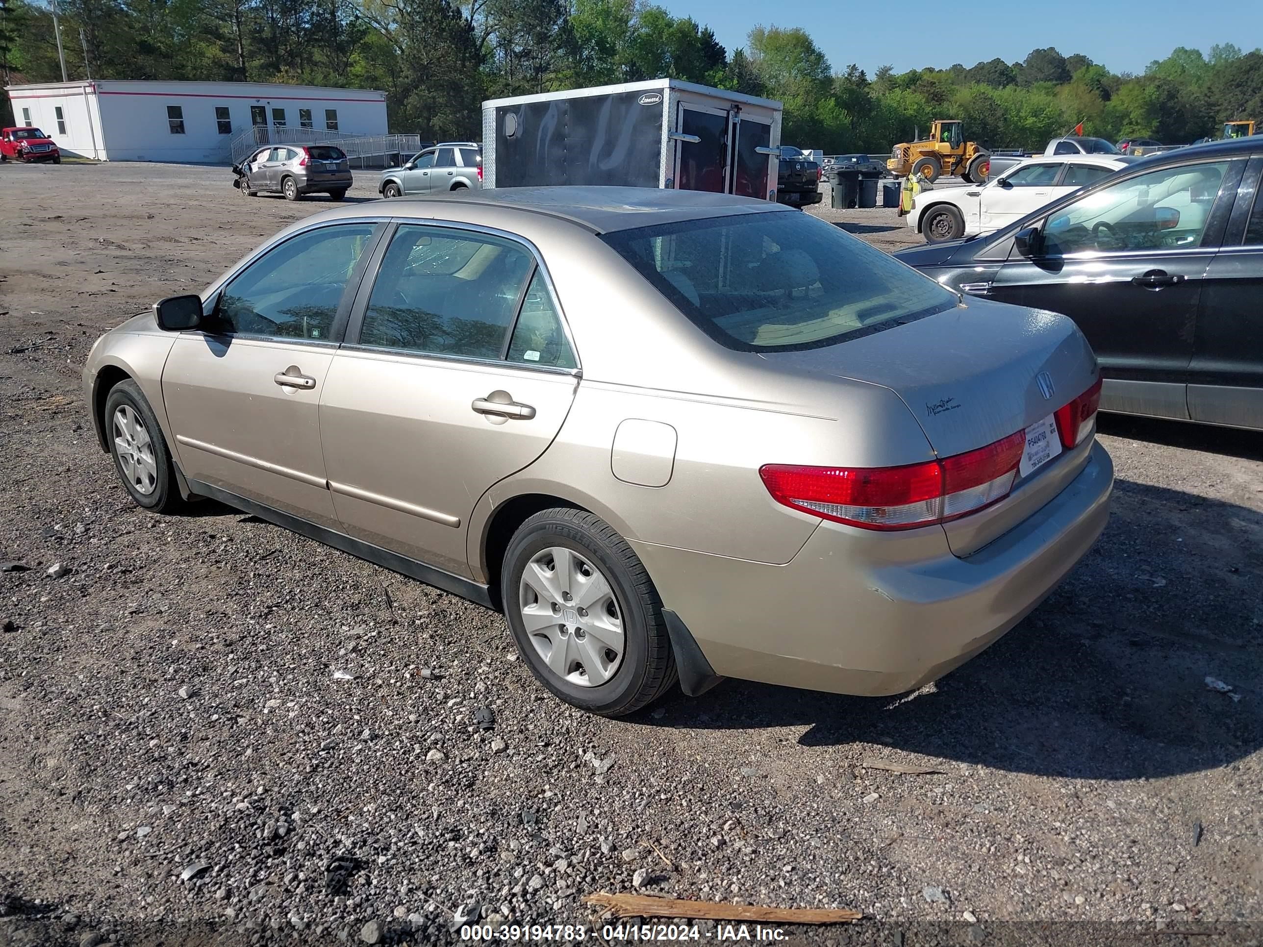 Photo 2 VIN: 1HGCM56383A028371 - HONDA ACCORD 