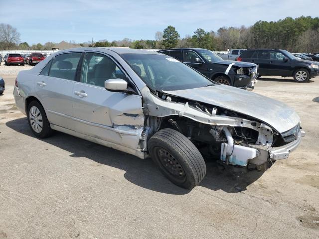 Photo 3 VIN: 1HGCM56386A137305 - HONDA ACCORD 