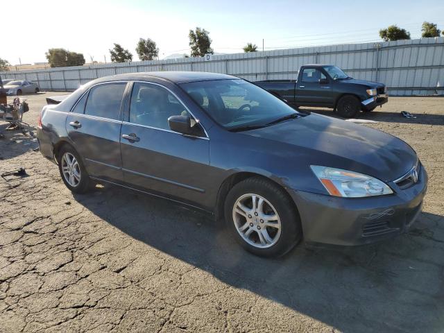 Photo 3 VIN: 1HGCM56386A175567 - HONDA ACCORD SE 