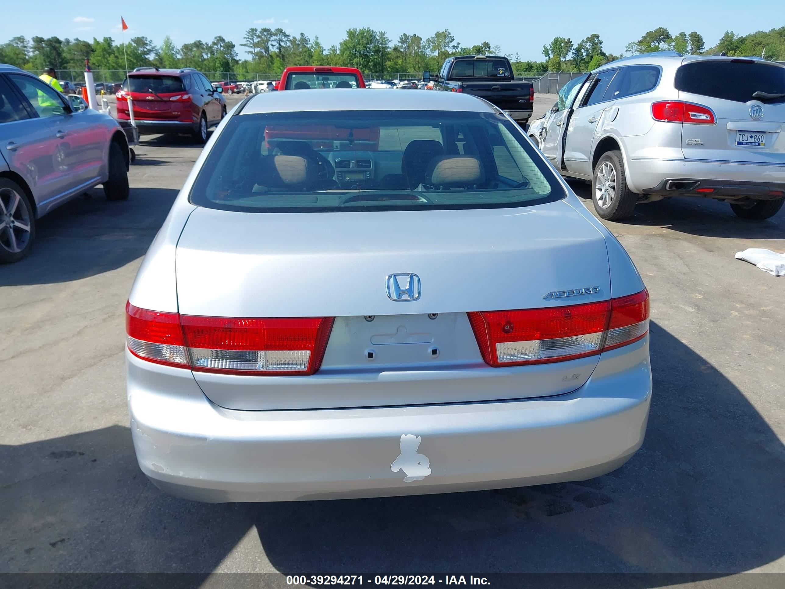 Photo 15 VIN: 1HGCM56394A094400 - HONDA ACCORD 