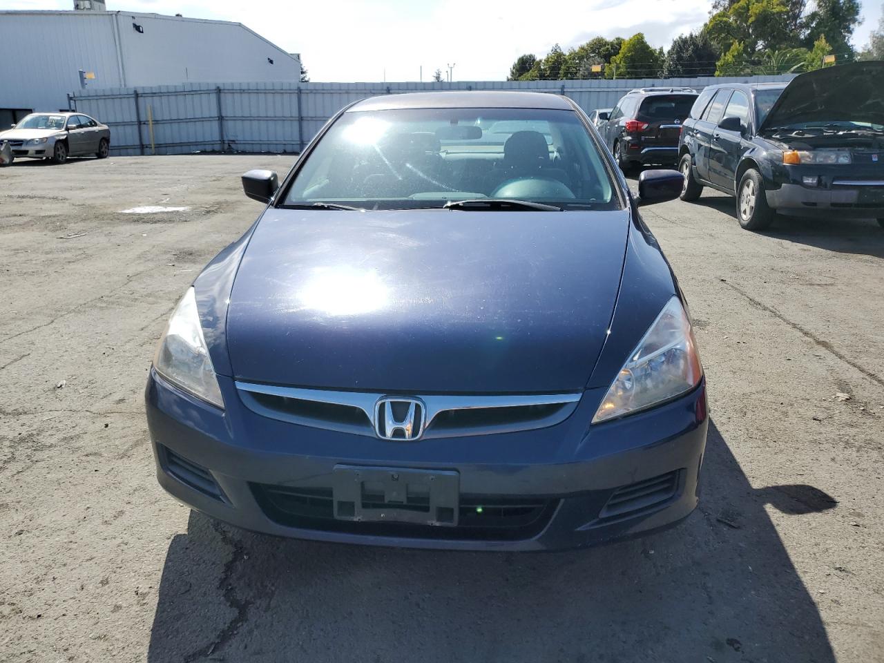 Photo 4 VIN: 1HGCM56396A016346 - HONDA ACCORD 