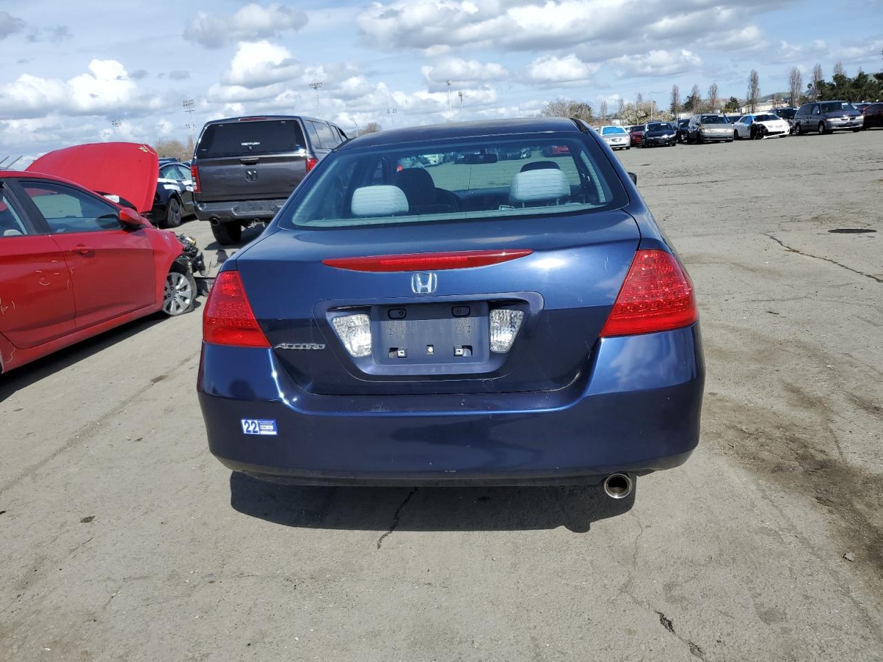 Photo 5 VIN: 1HGCM56396A016346 - HONDA ACCORD 