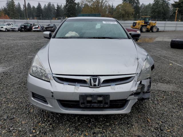 Photo 4 VIN: 1HGCM56397A199023 - HONDA ACCORD SE 