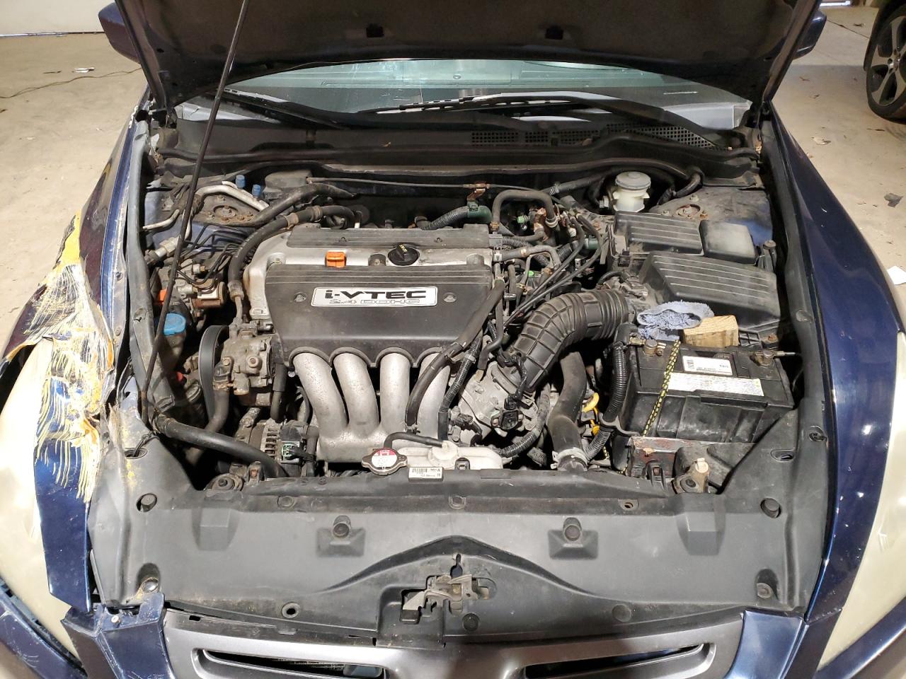 Photo 10 VIN: 1HGCM563X4A177673 - HONDA ACCORD 