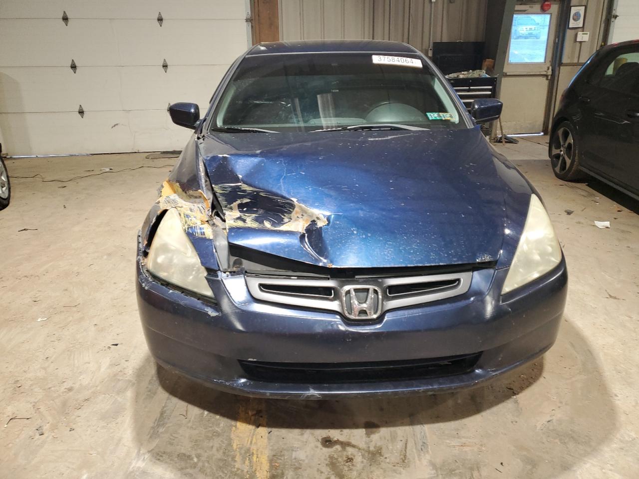 Photo 4 VIN: 1HGCM563X4A177673 - HONDA ACCORD 