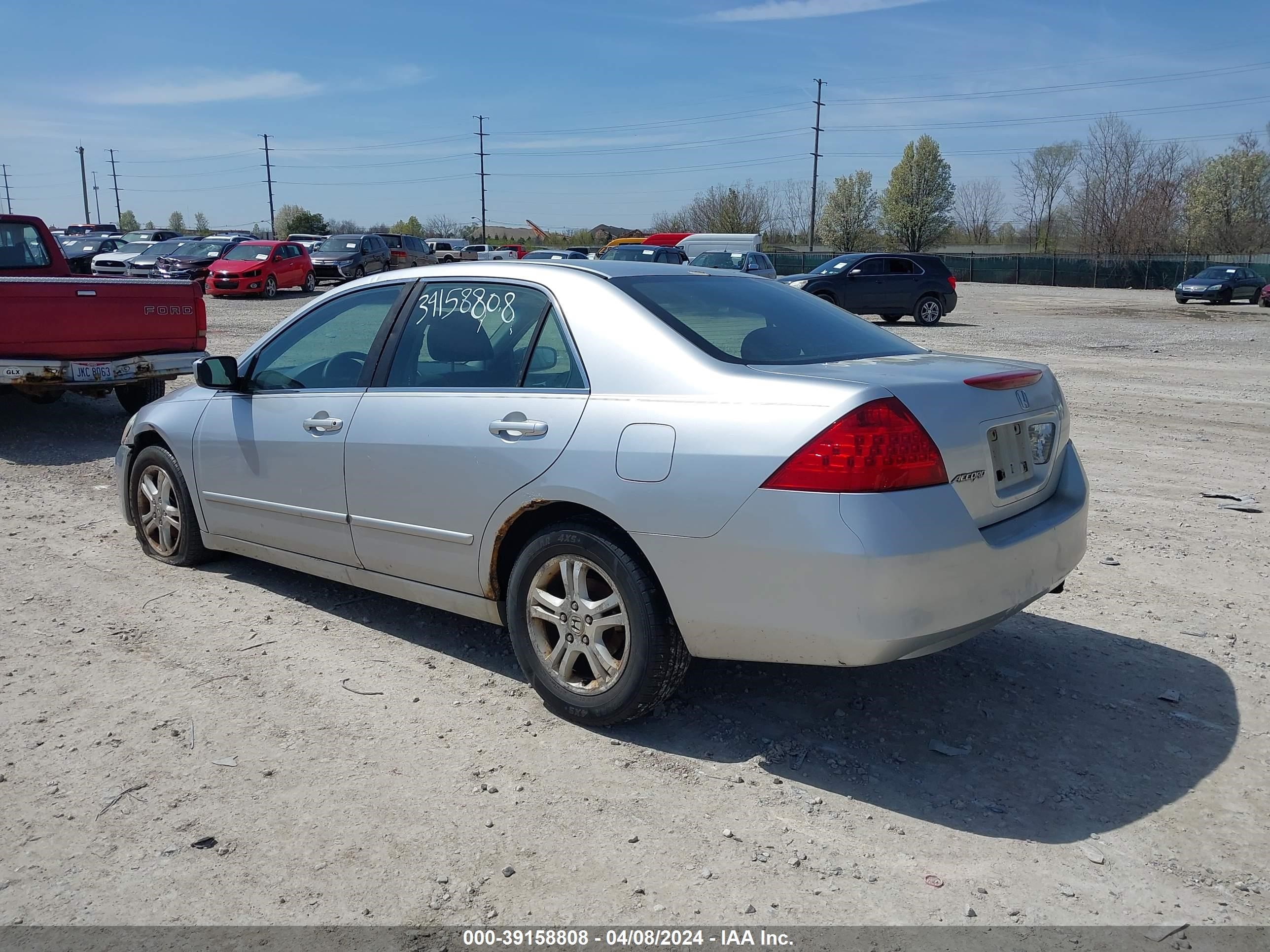 Photo 2 VIN: 1HGCM563X6A069783 - HONDA ACCORD 