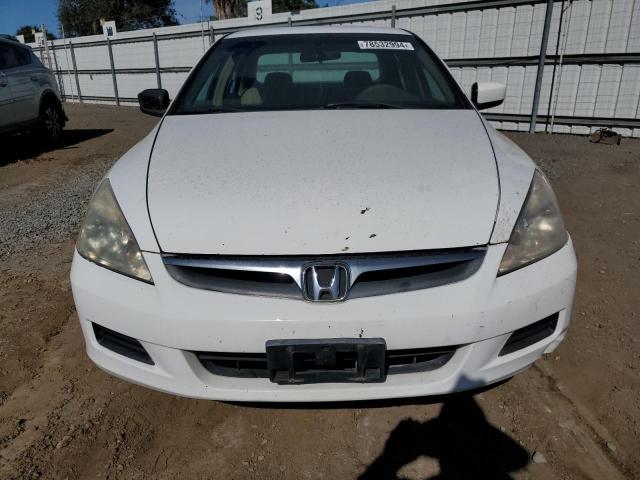 Photo 4 VIN: 1HGCM563X6A139637 - HONDA ACCORD SE 