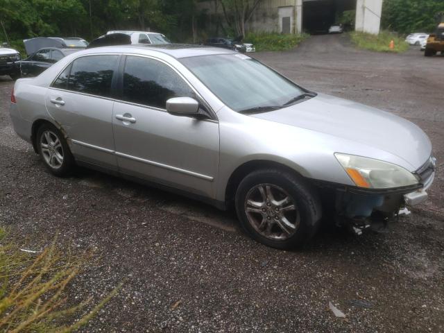 Photo 3 VIN: 1HGCM563X6A812989 - HONDA ACCORD SE 