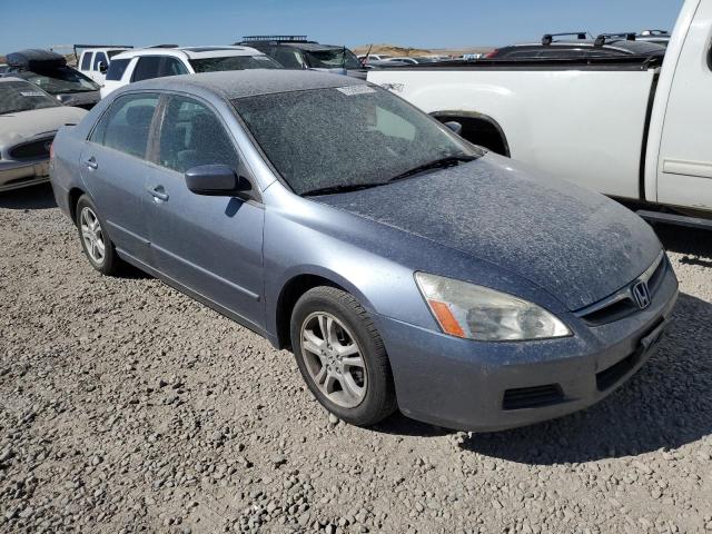 Photo 3 VIN: 1HGCM563X7A047140 - HONDA ACCORD SE 