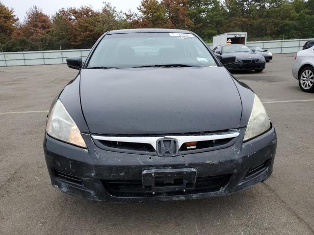 Photo 4 VIN: 1HGCM563X7A055660 - HONDA ACCORD SE 